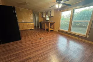 110 Friar Ct, Kyle, TX 78640 - Photo 6