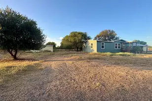 110 Friar Ct, Kyle, TX 78640 - Photo 12