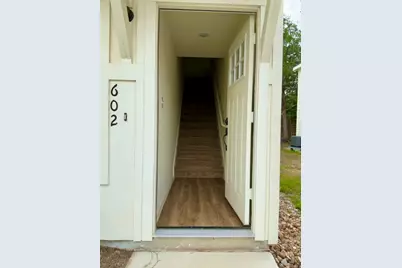 2002 W 2nd Street #602, Taylor, TX 76574 - Photo 2