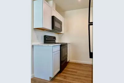 2002 W 2nd Street #602, Taylor, TX 76574 - Photo 6