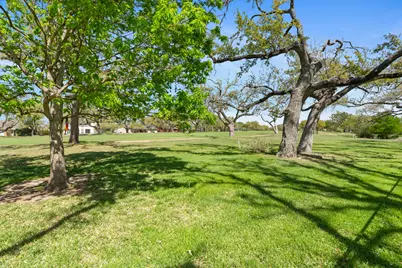 901 Vanguard Street, Lakeway, TX 78734 - Photo 38