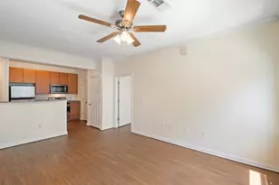 2502 Leon St, Austin, TX 78705 - Photo 10