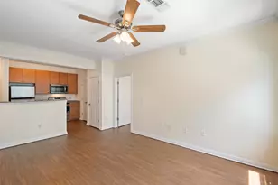 2502 Leon St, Austin, TX 78705 - Photo 10