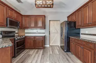 1536 Kings Ranch Rd, Bandera, TX 78003 - Photo 18