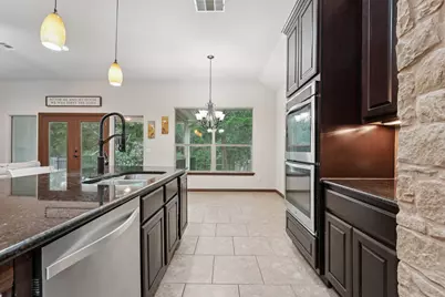 126 Spanish Trail, Bastrop, TX 78602 - Photo 10