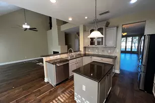 929 N Horton St, La Grange, TX 78945 - Photo 4