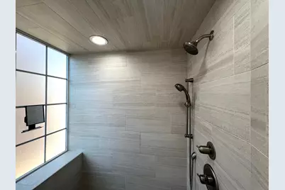 929 N Horton Street, La Grange, TX 78945 - Photo 12