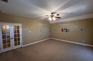 929 N Horton St, La Grange, TX 78945 - Photo 20