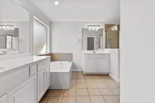 765 Bent Wood Pl, Round Rock, TX 78665 - Photo 16