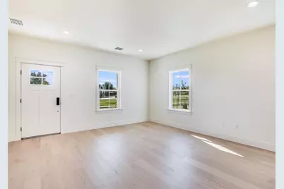 408 Stagecoach Trail, San Marcos, TX 78666 - Photo 6
