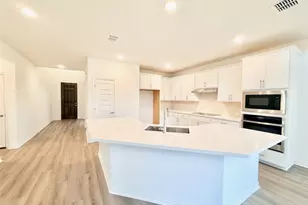 2409 Ambling Trl, Georgetown, TX 78628 - Photo 4