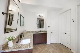 203 Antigua Way, Lakeway, TX 78738 - Photo 20