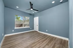 1205 W Avenue G, Temple, TX 76504 - Photo 24