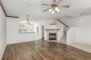 2215 Dry Creek Dr, Round Rock, TX 78681 - Photo 2
