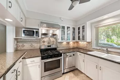 3401 Clearview Drive, Austin, TX 78703 - Photo 6