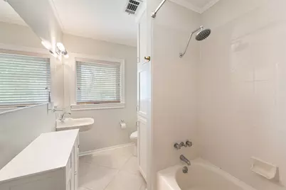 3401 Clearview Drive, Austin, TX 78703 - Photo 10