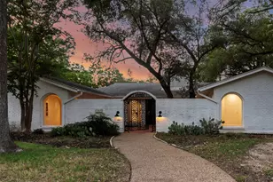 4202 N Hills Dr, Austin, TX 78731 - Photo 2