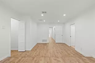 4202 N Hills Dr, Austin, TX 78731 - Photo 26
