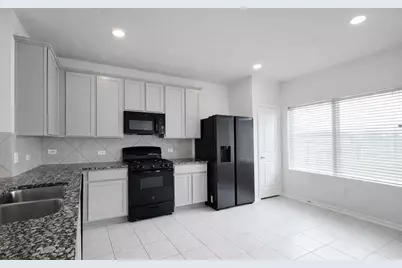 511 Pulitzer Drive, Hutto, TX 78634 - Photo 8