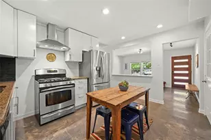 8415 Bowling Green Dr, Austin, TX 78757 - Photo 6