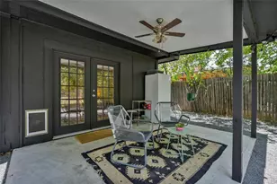 8415 Bowling Green Dr, Austin, TX 78757 - Photo 16