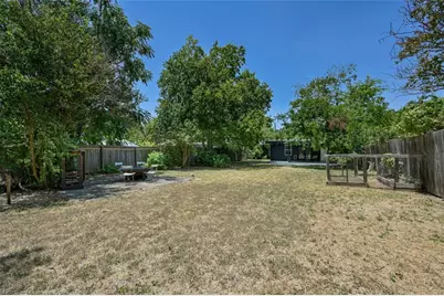 8415 Bowling Green Drive, Austin, TX 78757 - Photo 20