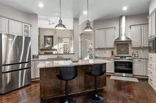 6913 Auckland Dr, Austin, TX 78749 - Photo 14