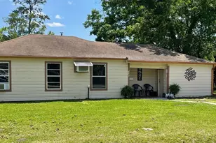 1745 Rivercrest St, Beaumont, TX 77703 - Photo 1