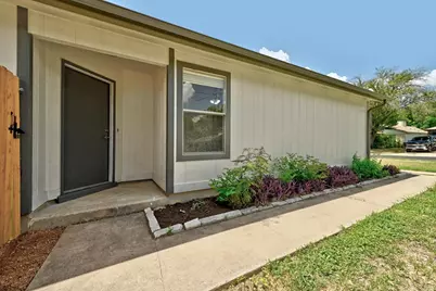 9601 Holly Springs Drive, Austin, TX 78748 - Photo 4
