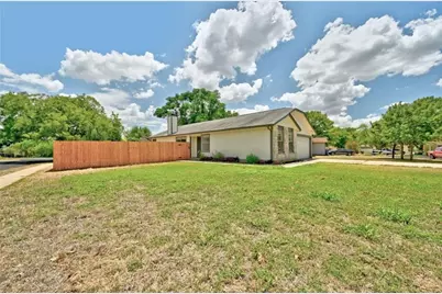 9601 Holly Springs Drive, Austin, TX 78748 - Photo 2
