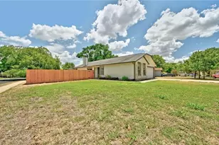 9601 Holly Springs Dr, Austin, TX 78748 - Photo 2