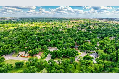 609 Deerfoot Drive, Round Rock, TX 78664 - Photo 6