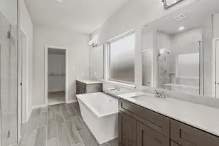 128 Comet Pointe Dr, Georgetown, TX 78628 - Photo 6