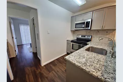 2313 Longview Street #205, Austin, TX 78705 - Photo 6