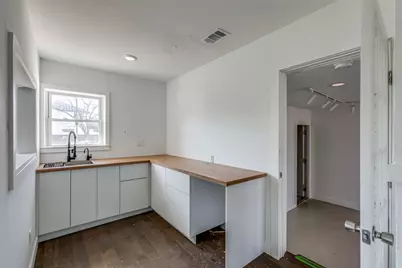 3908 Menchaca Drive, Austin, TX 78704 - Photo 2