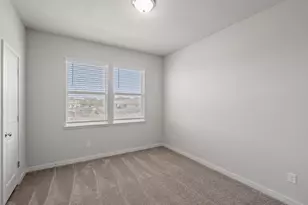 605 W South St St, Leander, TX 78641 - Photo 18