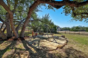 960 Blue Ridge Dr, Dripping Springs, TX 78620 - Photo 30