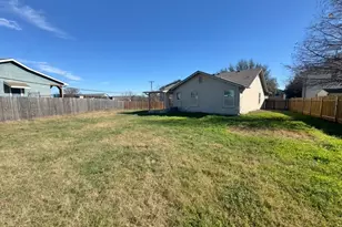 110 Comal Cove, Elgin, TX 78621 - Photo 24