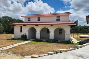 500 Spring Creek Rd, Florence, TX 76527 - Photo 2