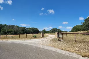 500 Spring Creek Rd, Florence, TX 76527 - Photo 14