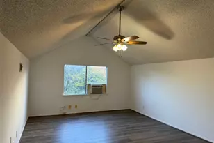 12800 Irongate Ave, Austin, TX 78727 - Photo 4