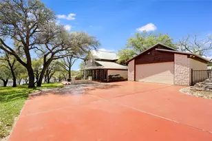 23605 Lakeside Dr, Marble Falls, TX 78654 - Photo 16