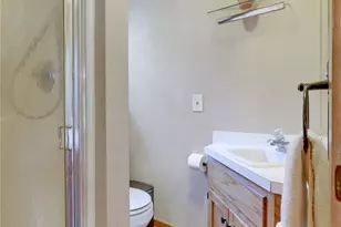 23605 Lakeside Dr, Marble Falls, TX 78654 - Photo 10