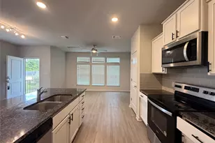 605 W South St, Leander, TX 78641 - Photo 6