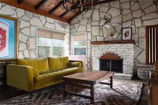 19745 Lakehurst Loop, Spicewood, TX 78669 - Photo 10