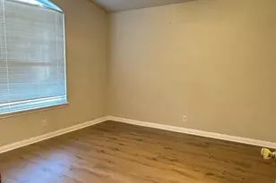 600 Kawnee Dr, Austin, TX 78752 - Photo 6