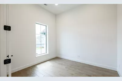 504 River Overlook Road, Georgetown, TX 78628 - Photo 18