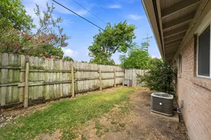 2201 Lanier Dr, Austin, TX 78757 - Photo 10