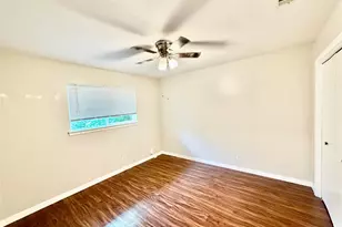 2201 Lanier Dr, Austin, TX 78757 - Photo 10