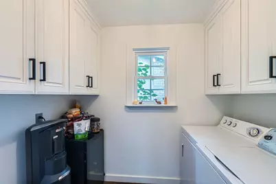 7905 Wycombe Drive, Austin, TX 78749 - Photo 12